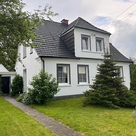 Holiday home Dom Do Wynajecia Blekitna Panorama Sarbinowo